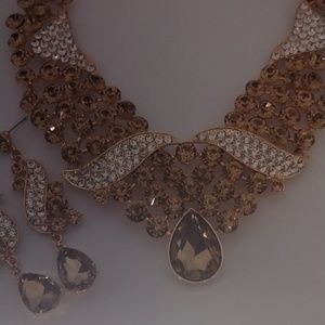 Light Brown and White Stainless steel necklace set